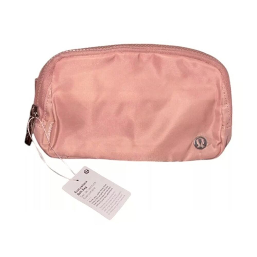Belt bagLululemon Everywhere Belt Bag 1L Light Pink NWT